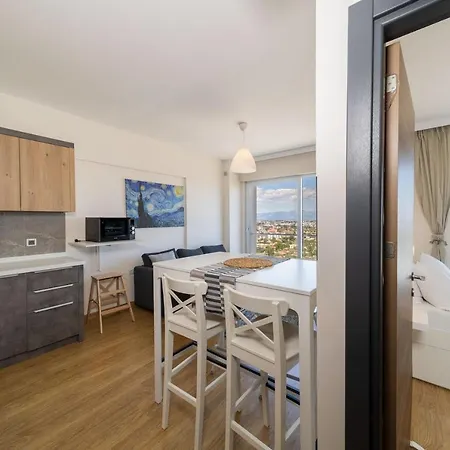 Apartment Pleasant Flat With Shared Pool In Kepez